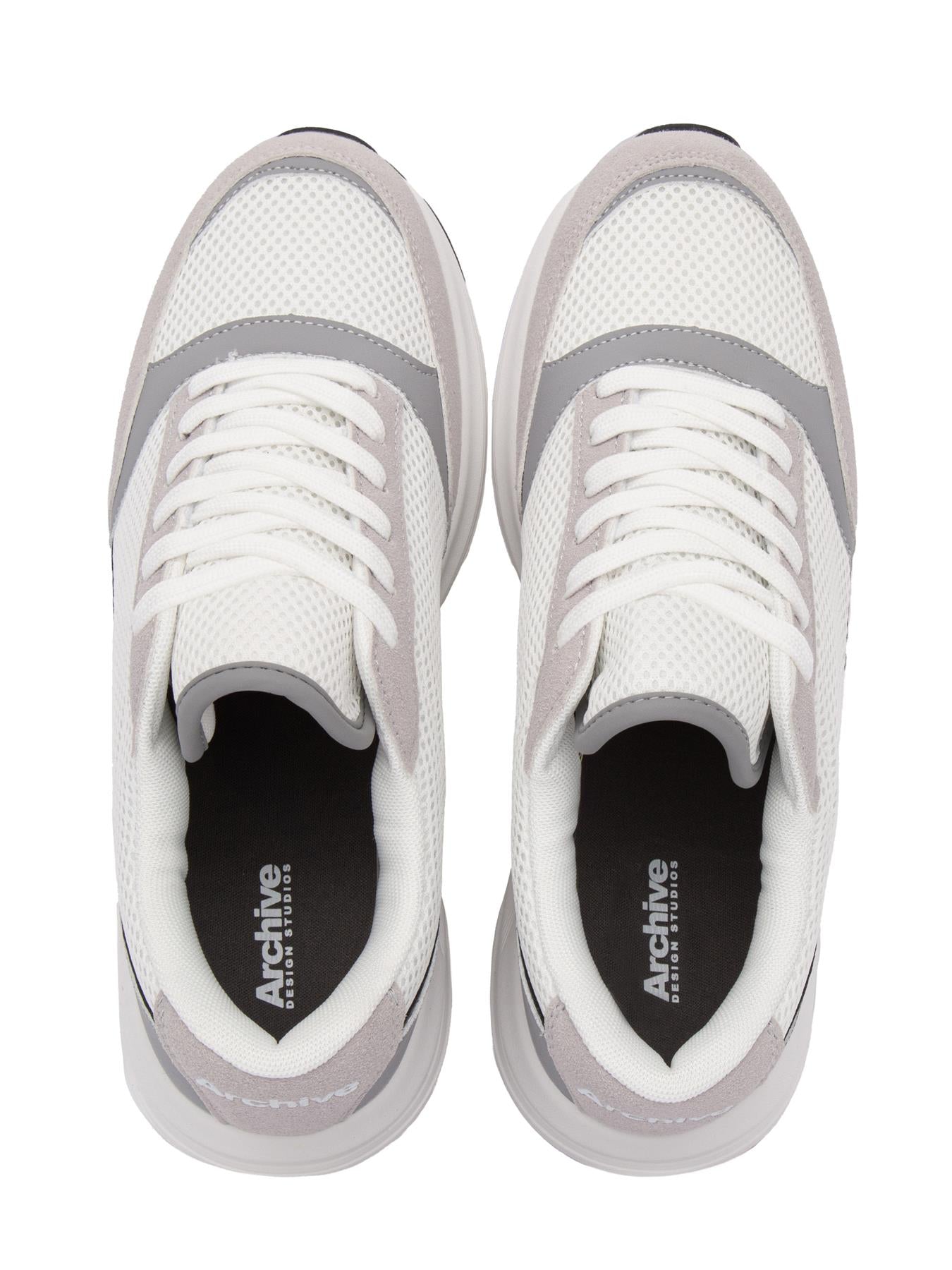 Archive Runner Trainers White