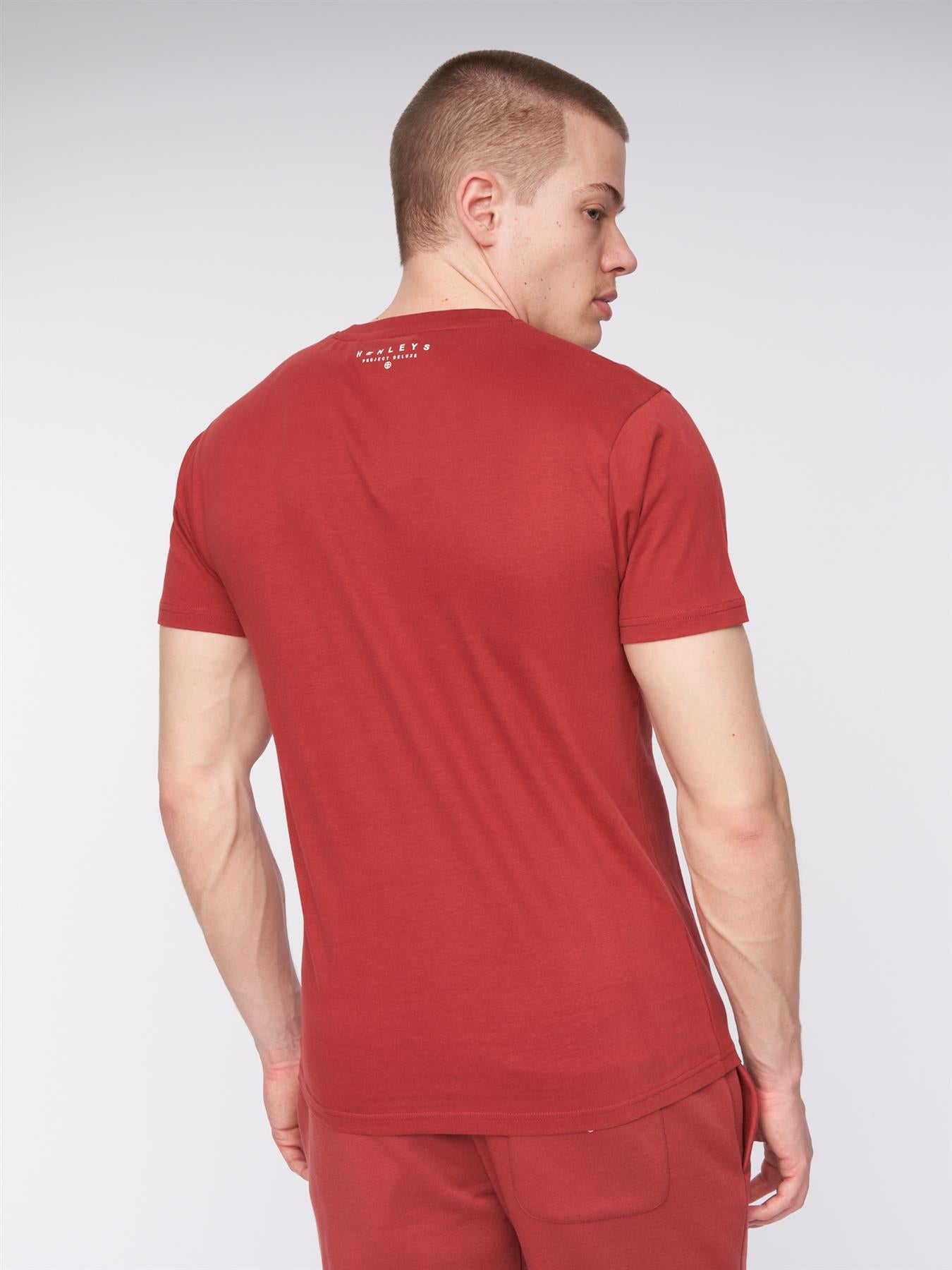 Curveball T-Shirt Deep Red