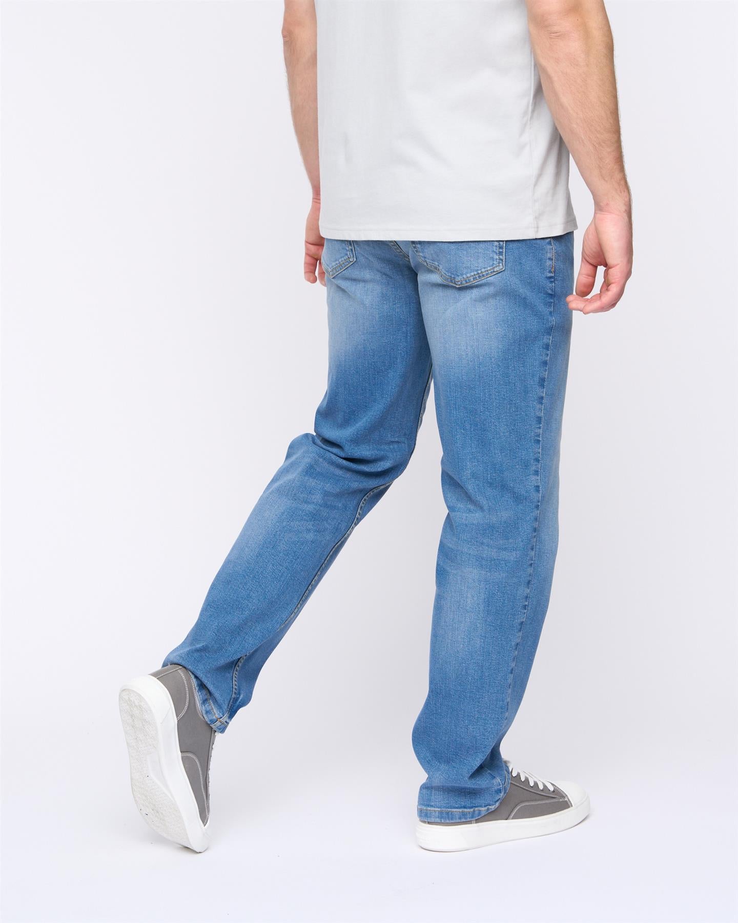 Mens Rushawn Relaxed Fit Jeans Light Wash