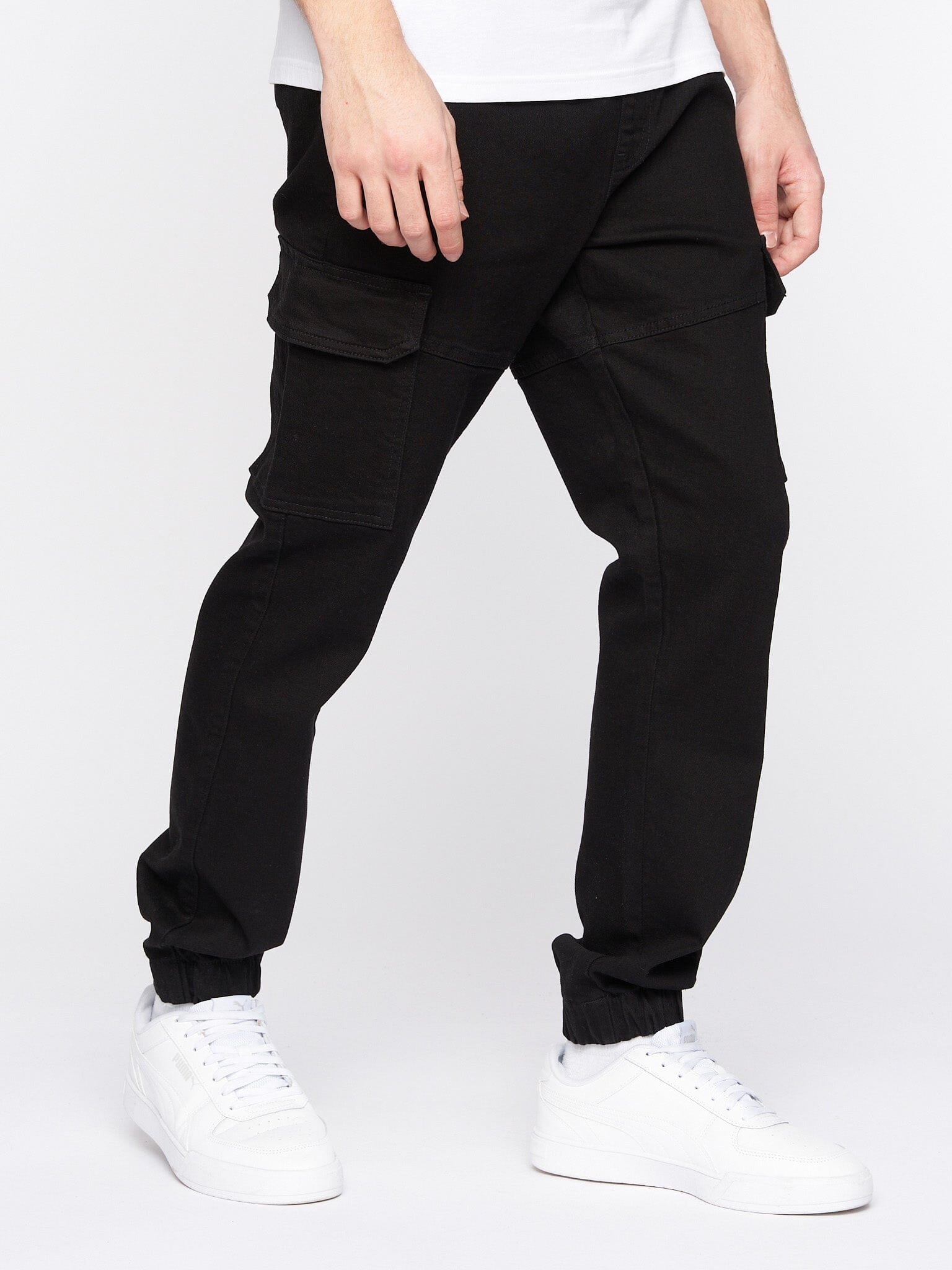 Malimore Cargo Cuff Jeans Solid Black