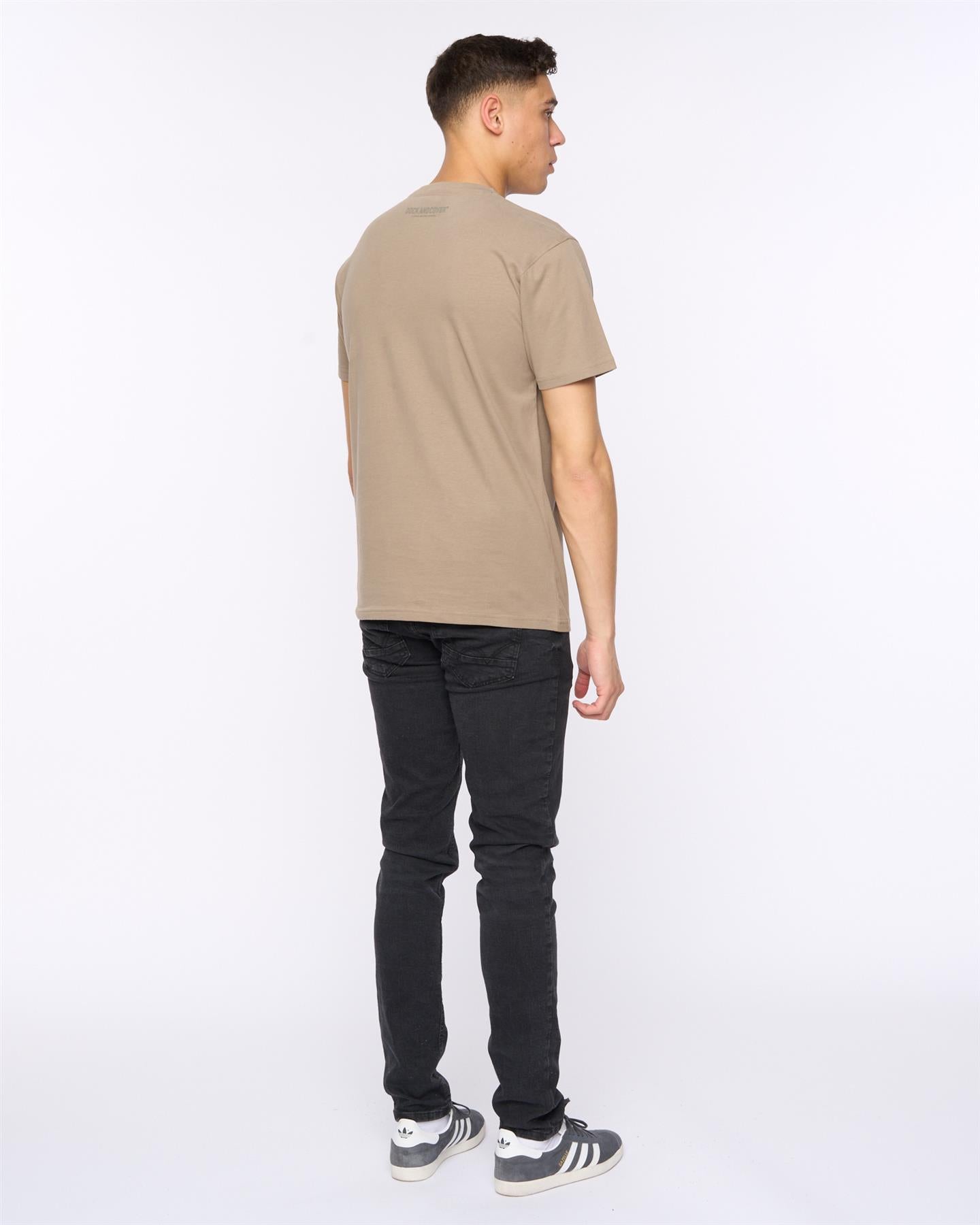 Men's Chatts T-Shirt Mocha