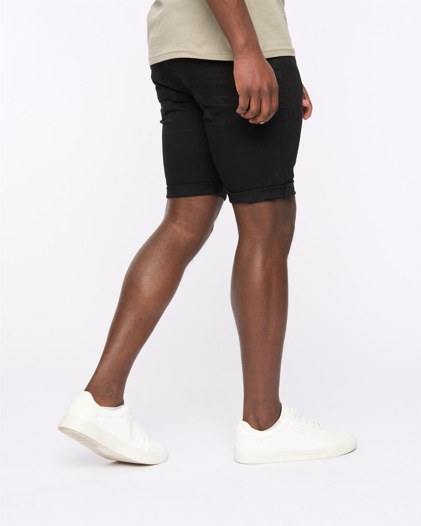 Zeki Shorts Black