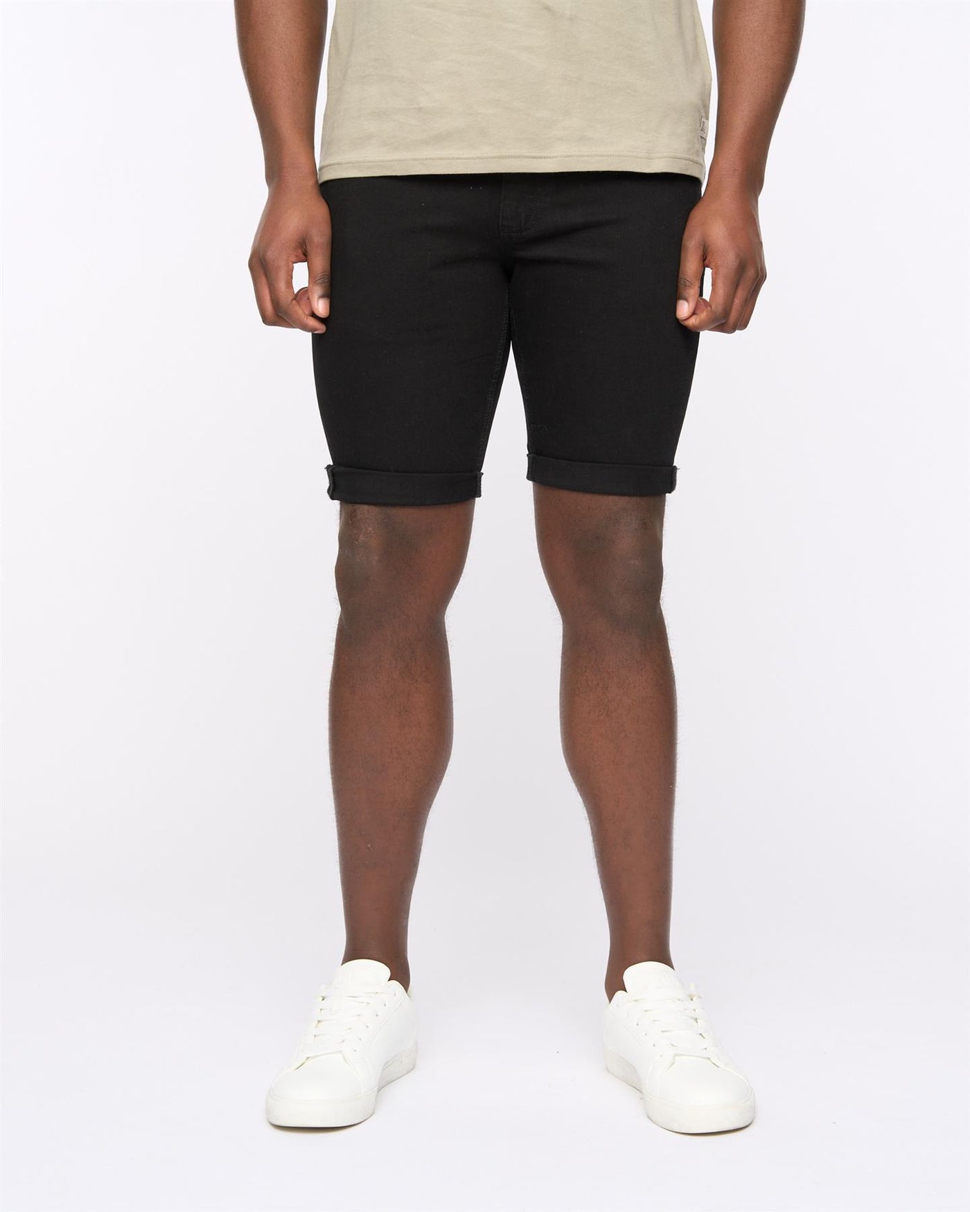 Zeki Shorts Black