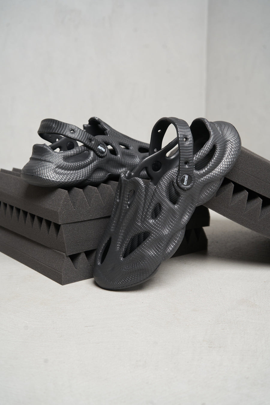 Archive Native Sandals Black